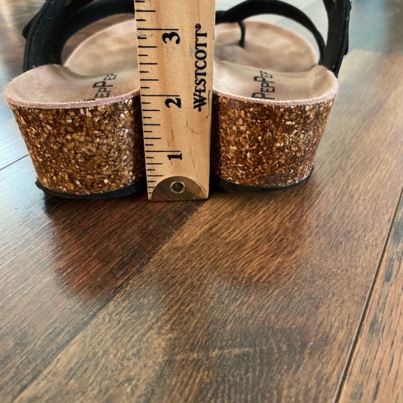 Women low wedge sandal size 9 - Picture 5 of 6